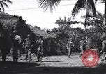 Immagine di Soldati statunitensi Lingayen Filippine, 1945, secondo 43 filmato di repertorio 65675074982