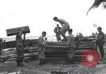 Immagine di Soldati statunitensi Guadalcanal nelle Isole Salomone, 1944, secondo 15 filmato di repertorio 65675074983