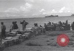 Immagine di Soldati statunitensi Guadalcanal nelle Isole Salomone, 1944, secondo 24 filmato di repertorio 65675074983