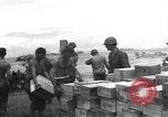 Immagine di Soldati statunitensi Guadalcanal nelle Isole Salomone, 1944, secondo 47 filmato di repertorio 65675074983