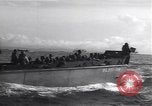 Standbild USA Soldaten Guadalcanal Salomonen, 1944, aus Sekunde 13 historischem Filmmaterial Videoclip 65675074985