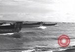 Standbild USA Soldaten Guadalcanal Salomonen, 1944, aus Sekunde 33 historischem Filmmaterial Videoclip 65675074985
