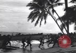 Standbild USA Soldaten Guadalcanal Salomonen, 1944, aus Sekunde 50 historischem Filmmaterial Videoclip 65675074985