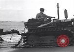 Standbild USA Soldaten Guadalcanal Salomonen, 1944, aus Sekunde 31 historischem Filmmaterial Videoclip 65675074986