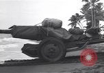 Standbild USA Soldaten Guadalcanal Salomonen, 1944, aus Sekunde 44 historischem Filmmaterial Videoclip 65675074986