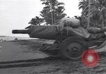Standbild USA Soldaten Guadalcanal Salomonen, 1944, aus Sekunde 47 historischem Filmmaterial Videoclip 65675074986
