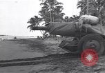 Standbild USA Soldaten Guadalcanal Salomonen, 1944, aus Sekunde 48 historischem Filmmaterial Videoclip 65675074986
