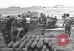 Standbild USA Soldaten Guadalcanal Salomonen, 1944, aus Sekunde 54 historischem Filmmaterial Videoclip 65675074986