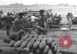 Standbild USA Soldaten Guadalcanal Salomonen, 1944, aus Sekunde 58 historischem Filmmaterial Videoclip 65675074986