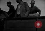 Standbild Flieger Italien, 1944, aus Sekunde 15 historischem Filmmaterial Videoclip 65675075011