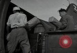 Standbild Flieger Italien, 1944, aus Sekunde 25 historischem Filmmaterial Videoclip 65675075011