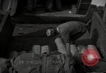 Standbild Flieger Italien, 1944, aus Sekunde 29 historischem Filmmaterial Videoclip 65675075011