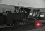 Standbild Flieger Italien, 1944, aus Sekunde 49 historischem Filmmaterial Videoclip 65675075011