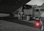 Standbild Flieger Italien, 1944, aus Sekunde 53 historischem Filmmaterial Videoclip 65675075011