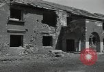 Immagine di Rovine Corea, 1951, secondo 56 filmato di repertorio 65675075022