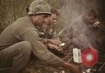 Immagine di Soldati statunitensi Il Vietnam, 1965, secondo 29 filmato di repertorio 65675075025