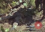 Image soldats des États-Unis Vietnam, 1965, de la seconde 19 séquences d'archives historiques vidéo 65675075033