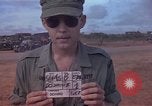 Image soldats des États-Unis Vietnam, 1965, de la seconde 6 séquences d'archives historiques vidéo 65675075034