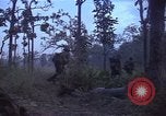 Image soldats des États-Unis Vietnam, 1965, de la seconde 23 séquences d'archives historiques vidéo 65675075034