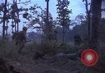 Image soldats des États-Unis Vietnam, 1965, de la seconde 24 séquences d'archives historiques vidéo 65675075034