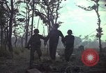Image soldats des États-Unis Vietnam, 1965, de la seconde 54 séquences d'archives historiques vidéo 65675075034