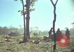 Image soldats des États-Unis Vietnam, 1965, de la seconde 20 séquences d'archives historiques vidéo 65675075035