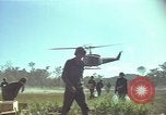 Image soldats des États-Unis Vietnam, 1965, de la seconde 42 séquences d'archives historiques vidéo 65675075035