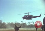 Image soldats des États-Unis Vietnam, 1965, de la seconde 43 séquences d'archives historiques vidéo 65675075035