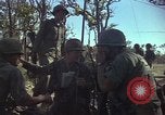 Image soldats des États-Unis Vietnam, 1965, de la seconde 56 séquences d'archives historiques vidéo 65675075035