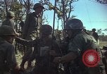 Image soldats des États-Unis Vietnam, 1965, de la seconde 57 séquences d'archives historiques vidéo 65675075035