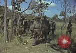 Image soldats des États-Unis Vietnam, 1965, de la seconde 60 séquences d'archives historiques vidéo 65675075035