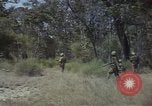 Image soldats des États-Unis Vietnam, 1965, de la seconde 10 séquences d'archives historiques vidéo 65675075036