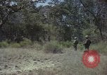 Image soldats des États-Unis Vietnam, 1965, de la seconde 12 séquences d'archives historiques vidéo 65675075036