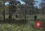Image soldats des États-Unis Vietnam, 1965, de la seconde 33 séquences d'archives historiques vidéo 65675075036