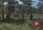 Image soldats des États-Unis Vietnam, 1965, de la seconde 36 séquences d'archives historiques vidéo 65675075036