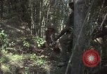 Image soldats des États-Unis Vietnam, 1965, de la seconde 48 séquences d'archives historiques vidéo 65675075036