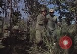 Image soldats des États-Unis Vietnam, 1965, de la seconde 8 séquences d'archives historiques vidéo 65675075039