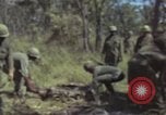Standbild USA Soldaten Vietnam, 1965, aus Sekunde 19 historischem Filmmaterial Videoclip 65675075042