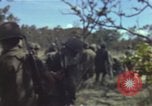 Standbild USA Soldaten Vietnam, 1965, aus Sekunde 32 historischem Filmmaterial Videoclip 65675075042