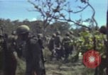 Standbild USA Soldaten Vietnam, 1965, aus Sekunde 34 historischem Filmmaterial Videoclip 65675075042