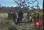 Standbild USA Soldaten Vietnam, 1965, aus Sekunde 39 historischem Filmmaterial Videoclip 65675075042