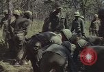 Standbild USA Soldaten Vietnam, 1965, aus Sekunde 48 historischem Filmmaterial Videoclip 65675075042