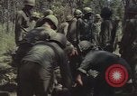 Standbild USA Soldaten Vietnam, 1965, aus Sekunde 50 historischem Filmmaterial Videoclip 65675075042