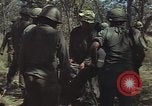 Standbild USA Soldaten Vietnam, 1965, aus Sekunde 53 historischem Filmmaterial Videoclip 65675075042