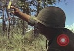 Image soldats des États-Unis Vietnam, 1965, de la seconde 19 séquences d'archives historiques vidéo 65675075043