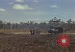 Image soldats des États-Unis Vietnam, 1965, de la seconde 58 séquences d'archives historiques vidéo 65675075043