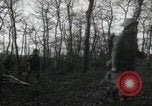 Standbild USA Infanteristen Deutschland, 1944, aus Sekunde 38 historischem Filmmaterial Videoclip 65675075048