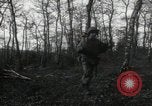 Standbild USA Infanteristen Deutschland, 1944, aus Sekunde 44 historischem Filmmaterial Videoclip 65675075048