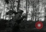 Standbild USA Infanteristen Deutschland, 1944, aus Sekunde 47 historischem Filmmaterial Videoclip 65675075048