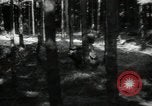 Standbild USA Infanteristen Deutschland, 1944, aus Sekunde 31 historischem Filmmaterial Videoclip 65675075053